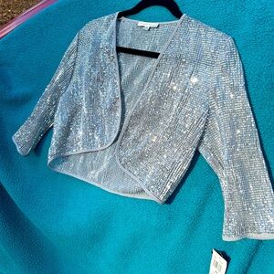 NWT. Sandra Darren Women’s XS Sequin Shaw.